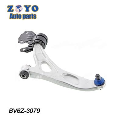 BV6Z-3079 フロント左下部アルミ制御腕 フォード Focus SE 12-17 と スタンダード