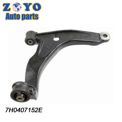 VW MULTIVAN テラモン 7H0407152E用の左前下制御腕